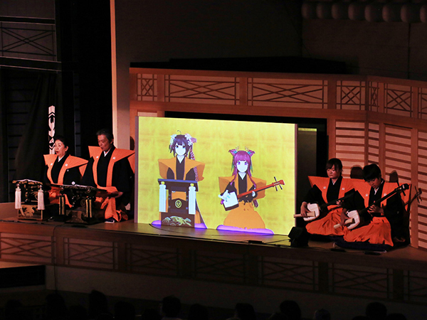 G-marcが投影された舞台