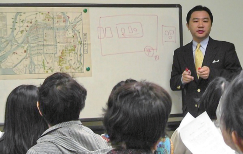 派遣された講師による講義のイメージ